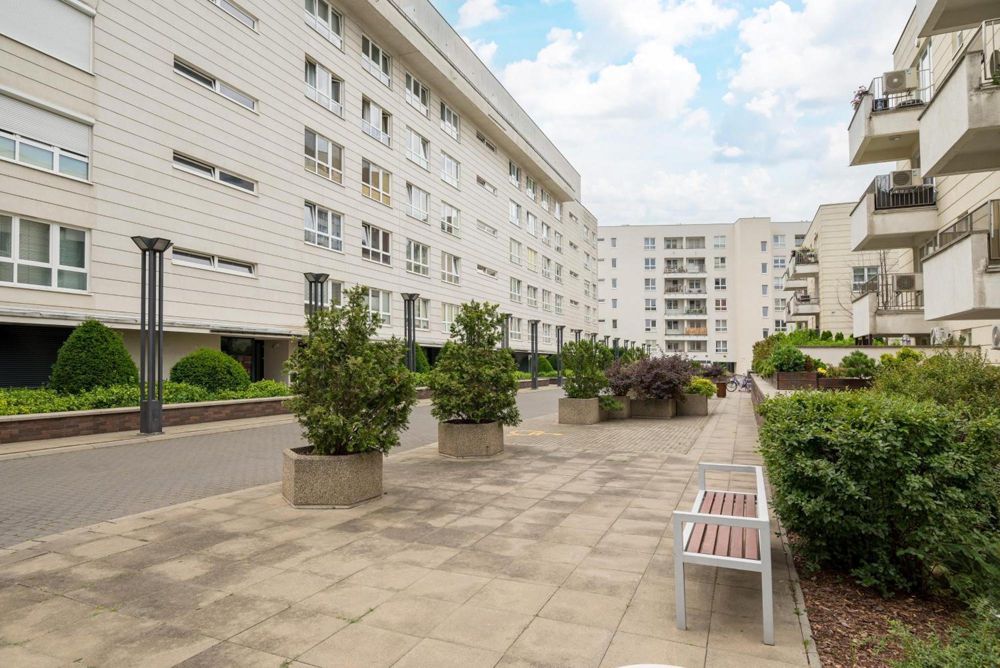 Stawki Pleasant Apartment Варшава Екстер'єр фото